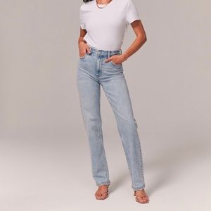 Abercrombie 90s Straight Ultra High Rise jeans
